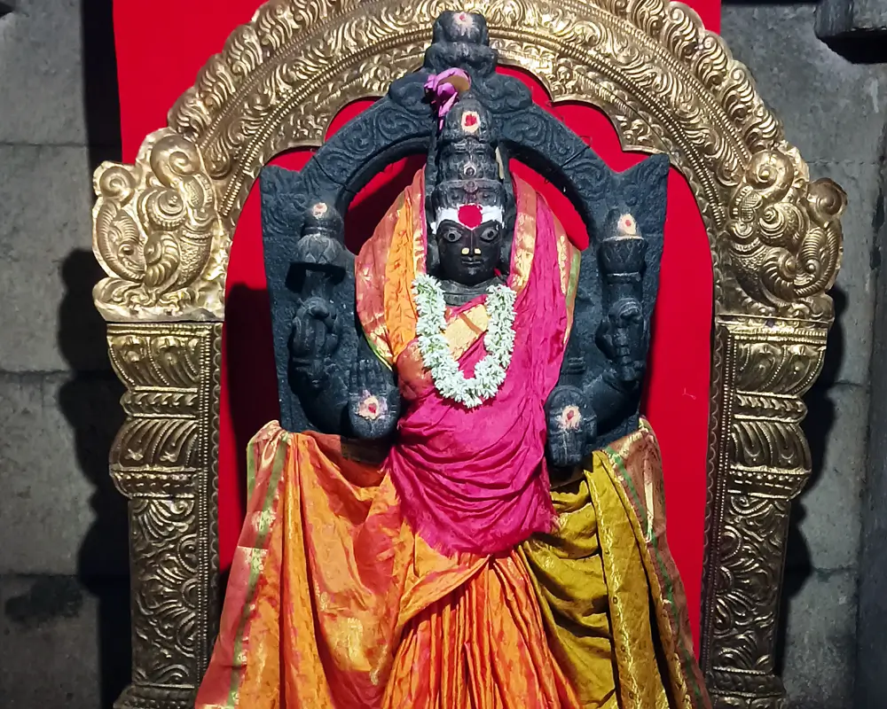 Veerabhadra Temple (Lepakshi)